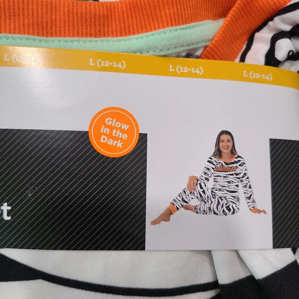 🧟‍♀️ NEW Women’s Mummy Halloween Glow in the Dark Pajama Set Size L (12-14)